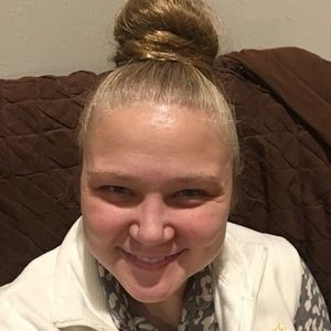 Meet your Posher, Michaela